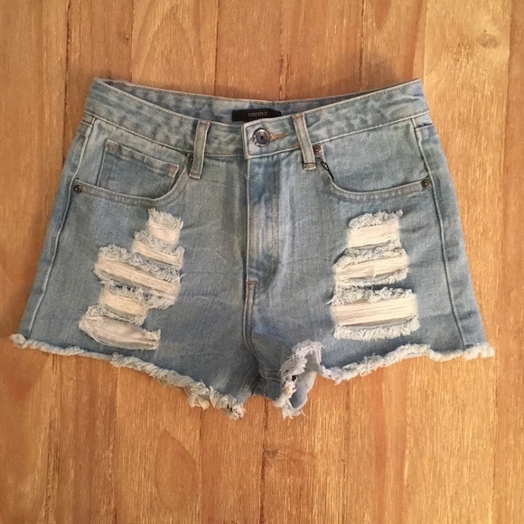 Forever 21 High Waist Distressed Light Denim Short - Picture 2 of 4